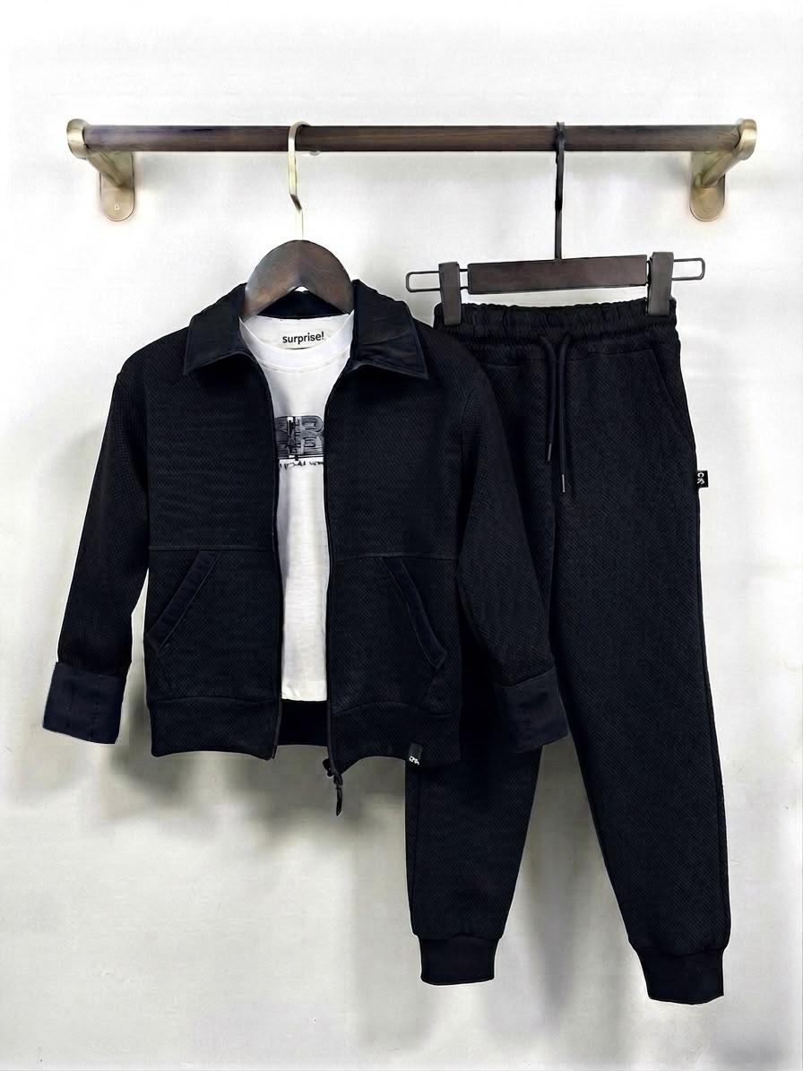 3-teiliges Set: Jacke, T-Shirt und Hose in Schwarz
