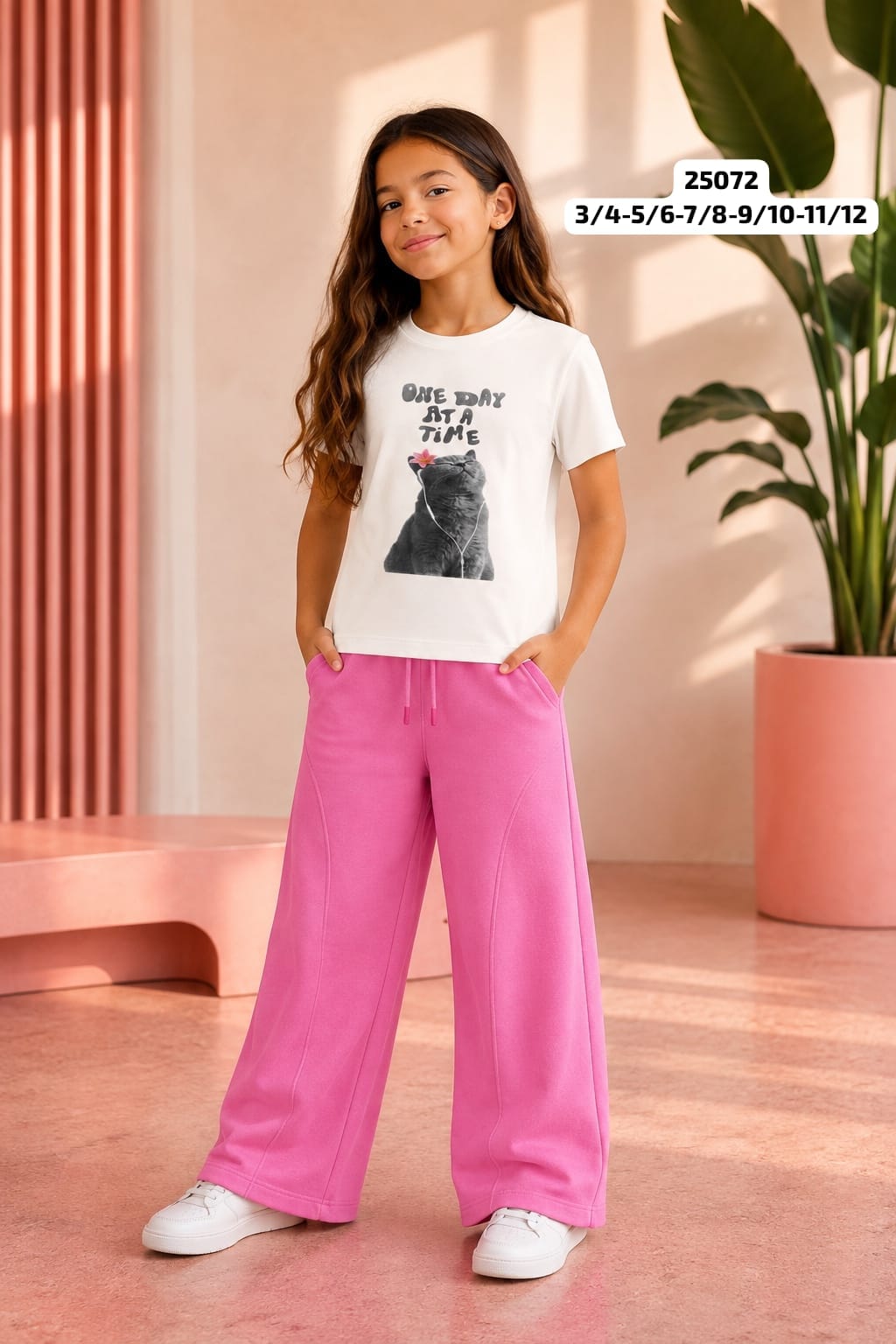 Mädchen weite Hose Pink mit T-Shirt „One Day At A Time" Katzen-Print