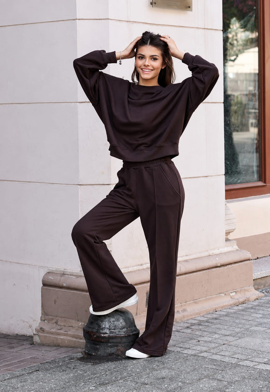 Damen-Set SARA mit Oversize-Sweatshirt und Wide-Leg-Hose in Schokobraun