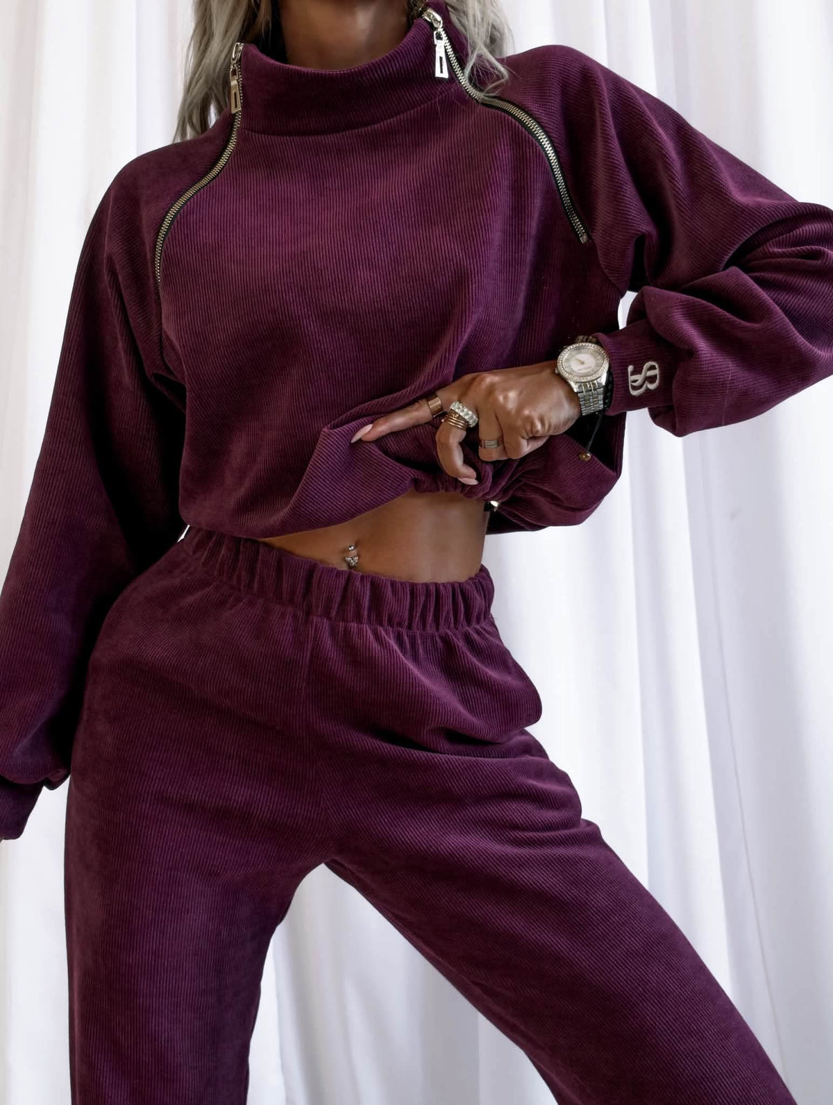 Damen Set Tokyo, Oberteil und Hose aus Rippstoff, Ganzkörperansicht